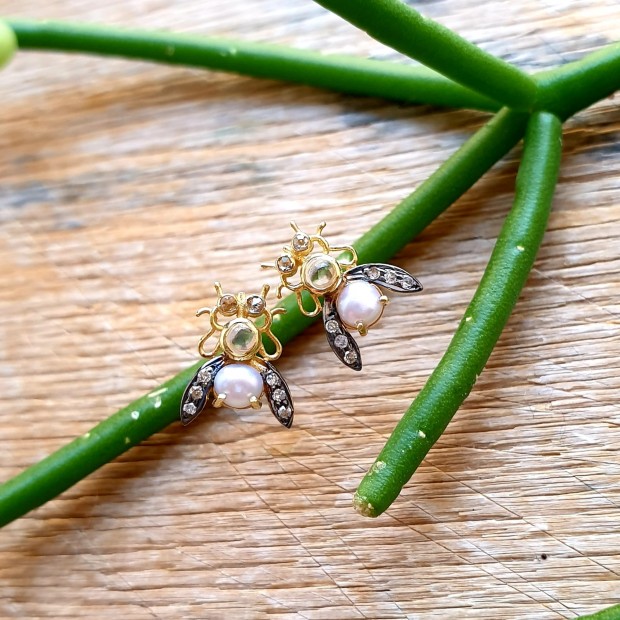 5 Octobre sidabro auskarai su deimantais, perlais ir mėnulio akmeniu